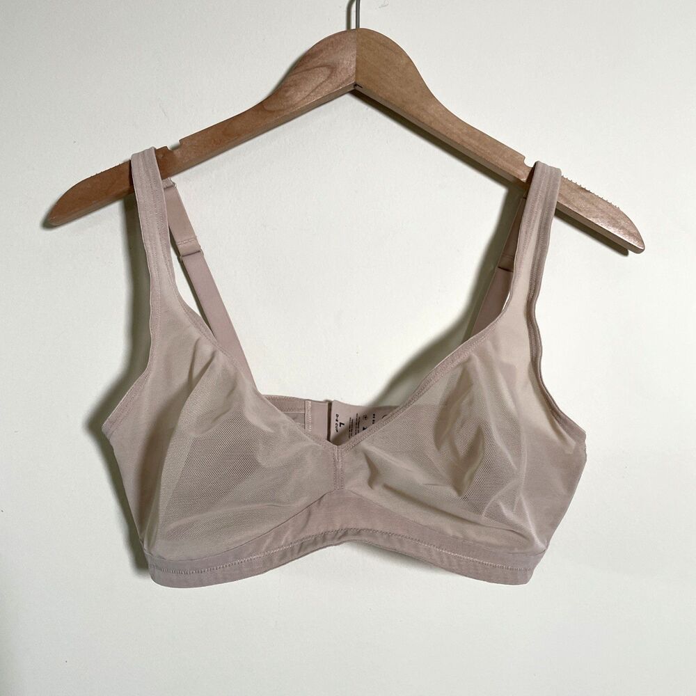 CUUP Women's The Mesh Wireless Plunge - Sand, L D-E Cup Bralette